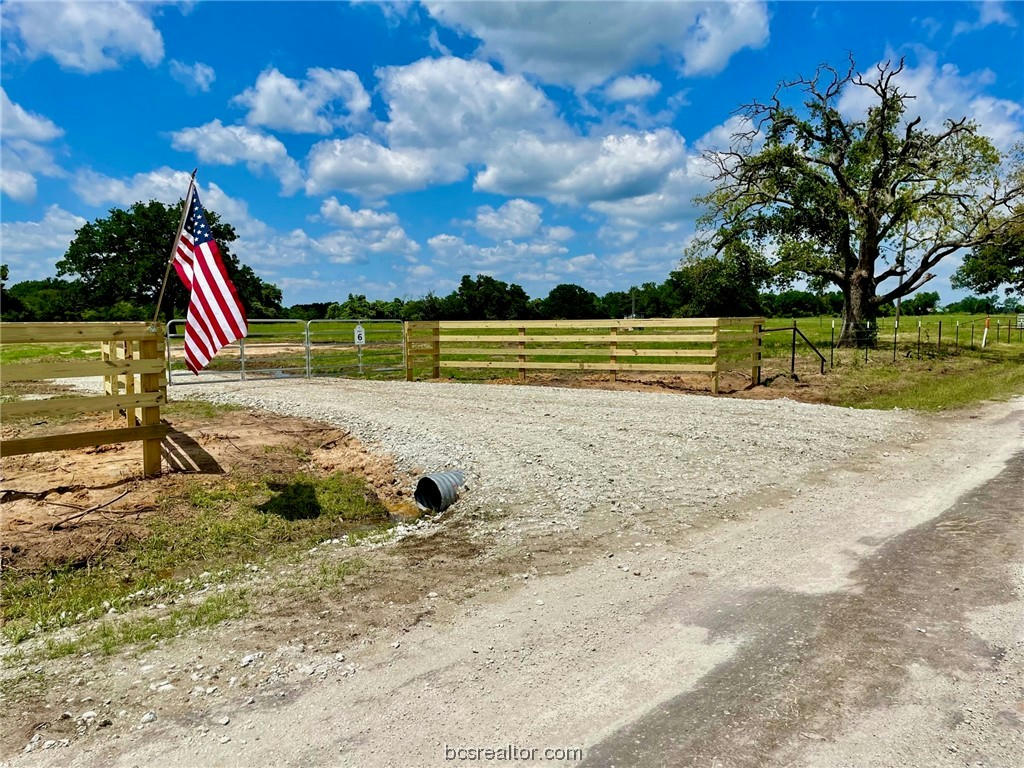 4194 JOHNSTON RD, OTHER, TX 77485, photo 1 of 9