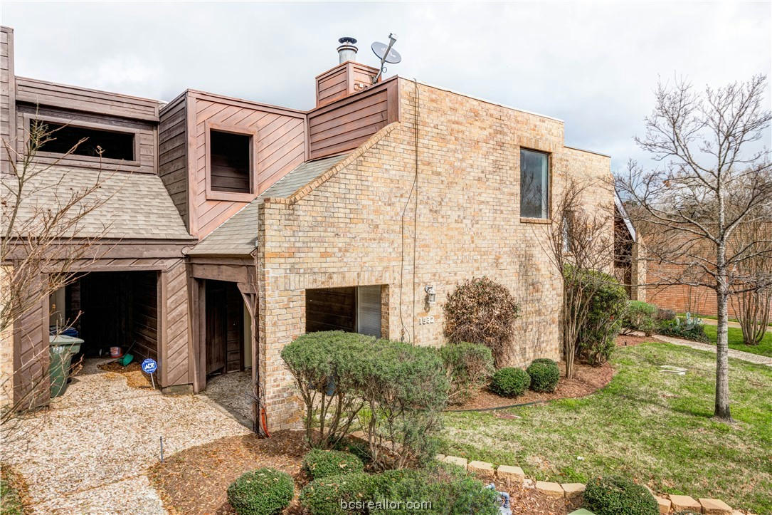 1532 WOLF RUN, COLLEGE STATION, TX 77840, photo 1 of 16