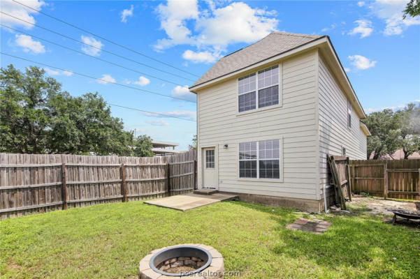 313 STERLING ST, COLLEGE STATION, TX 77840, photo 4 of 23